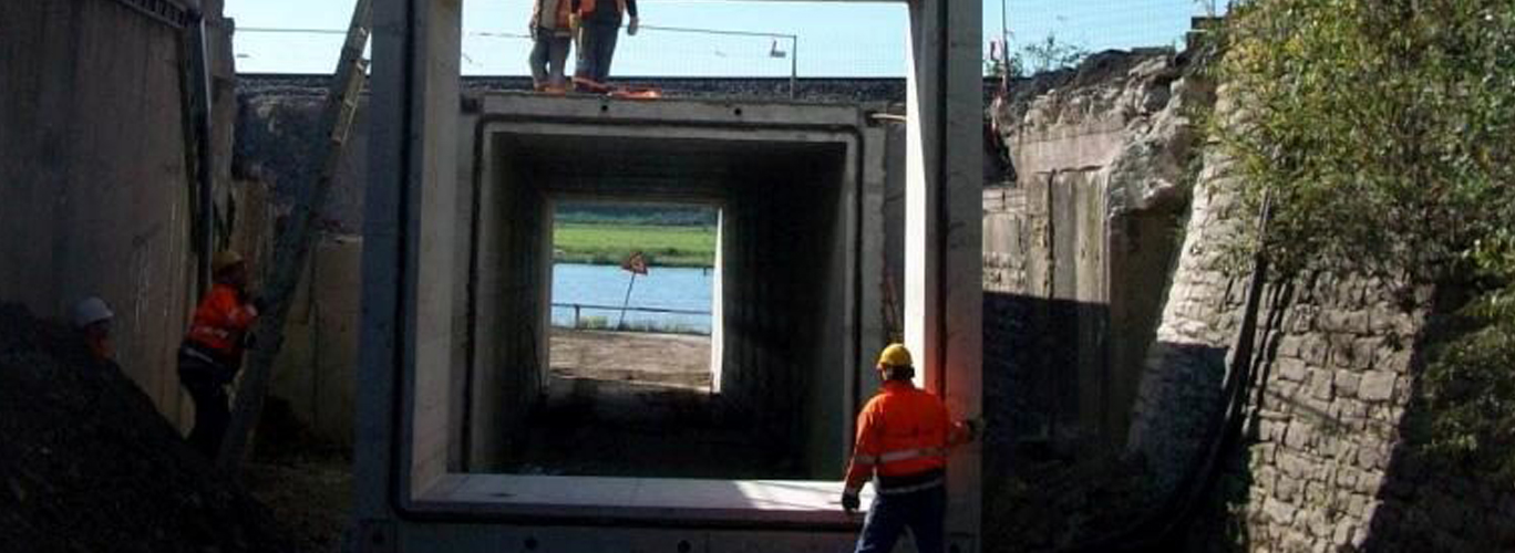 Slider-Industriebau 03